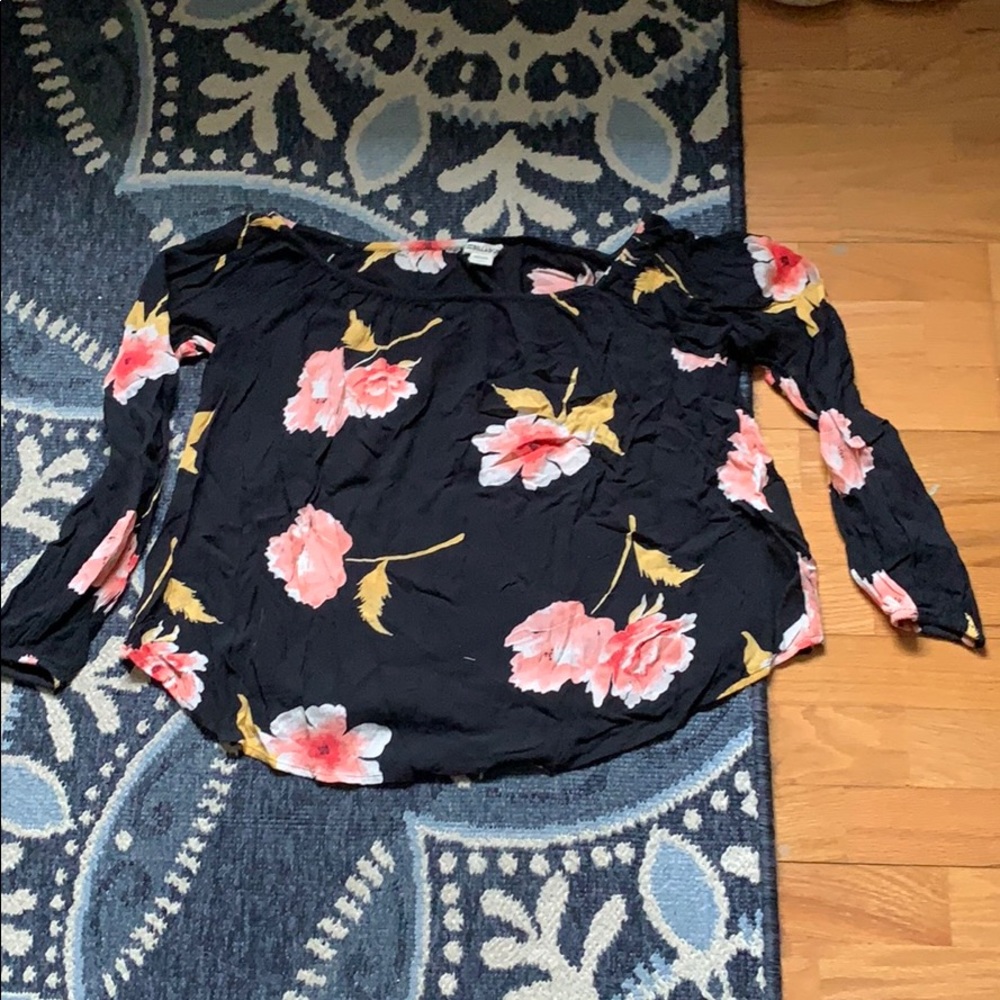 Billabong off the shoulder blouse
